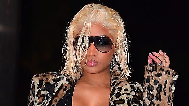 Nicki Minaj Does An Ultra Sexy ‘Slow Whine’ Dance In Tight Latex Outfit — Watch