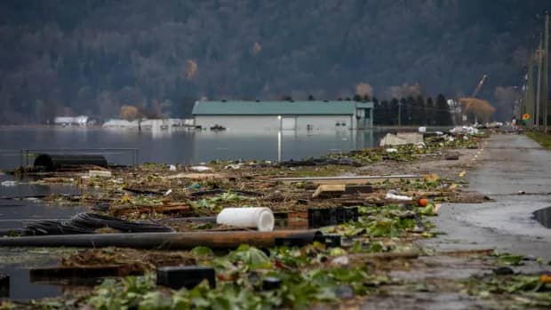 Flood insurance could become ‘luxury for the rich’; Updated mask guidance: CBC’s Marketplace cheat sheet