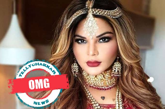 OMG! WATCH drama queen Rakhi Sawant dance on the streets for her fans