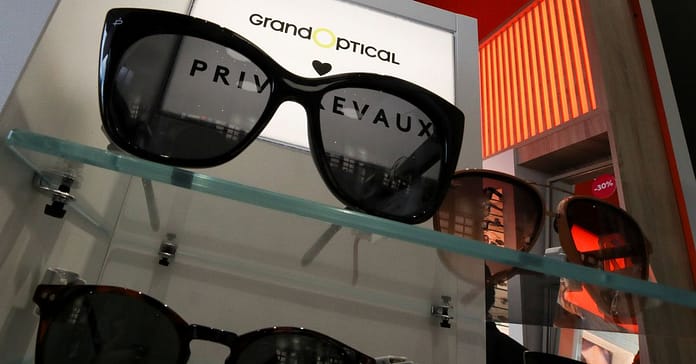 Eyewear group EssilorLuxottica raises guidance as sales strengthen | Reuters