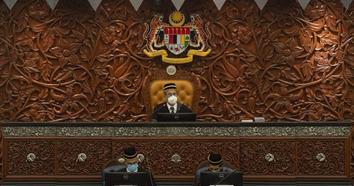 Dewan Rakyat Speaker calls on party leaders to rotate attendance of MPs on Covid-19 concern