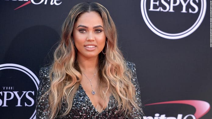 Ayesha Curry mocked for dance moves