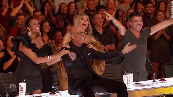 See why Howie Mandel used the ‘golden buzzer’ on ‘AGT’