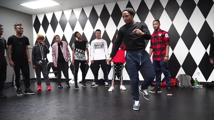 The Freestyles! Breeze & Joe Stylez | ‘Moves’ Big Sean Dance | Aktualize