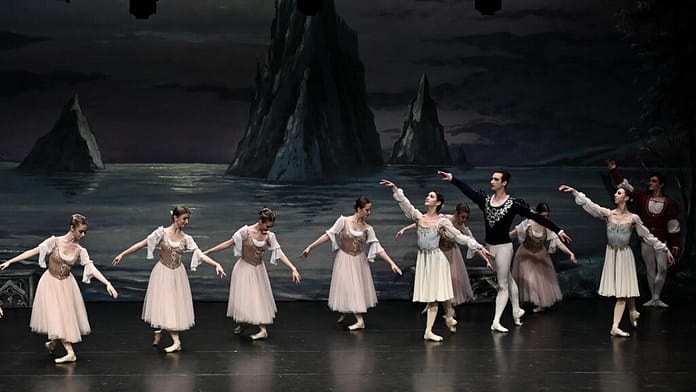 Paris Opera Ballet names New Zealand dancer among two new ‘stars’