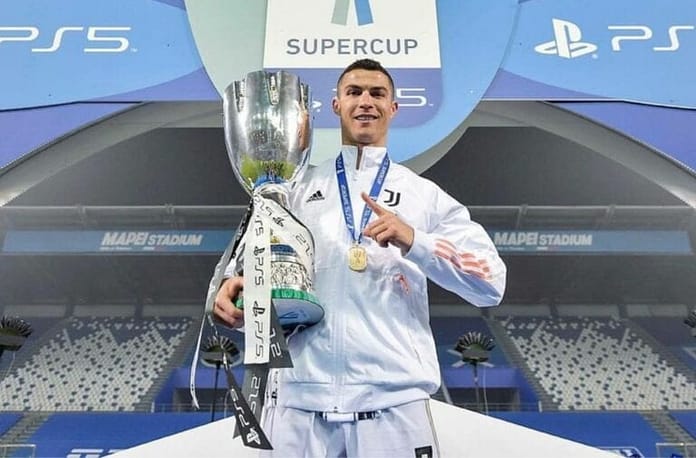 VIDEO: Ronaldo shows off dance moves in Supercoppa celebration