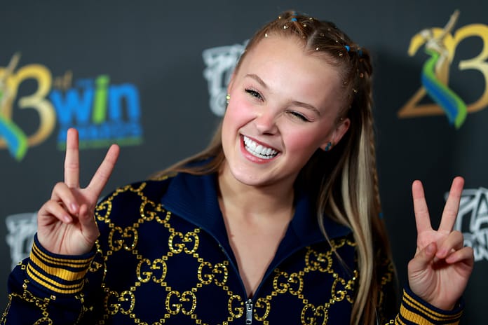JoJo Siwa Dyed Her Hair Brown, and She Looks Totally Different