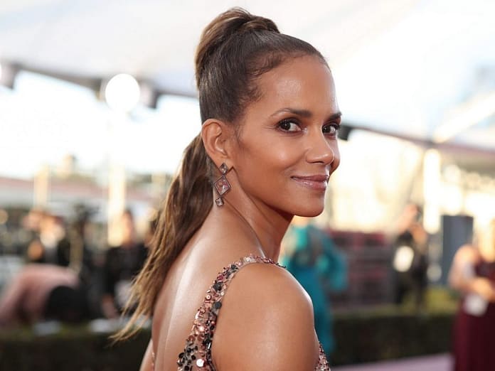 Halle Berry dances topless in Valentine’s Day video