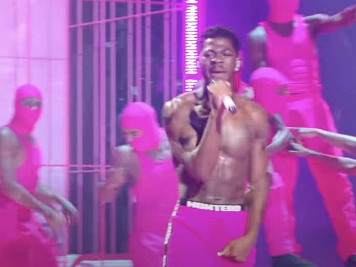 🏆Top 10: Lil Nas X Turns Up After Winning MTV’s Video of the Year VMAs Award